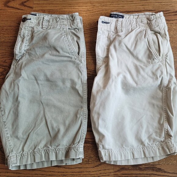Lot of Two American Eagle Size 32 Shorts AE Some Discoloration Khaki Green - Picture 16 of 16